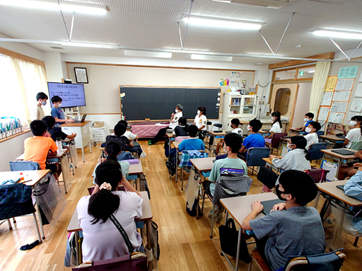 東川小学校